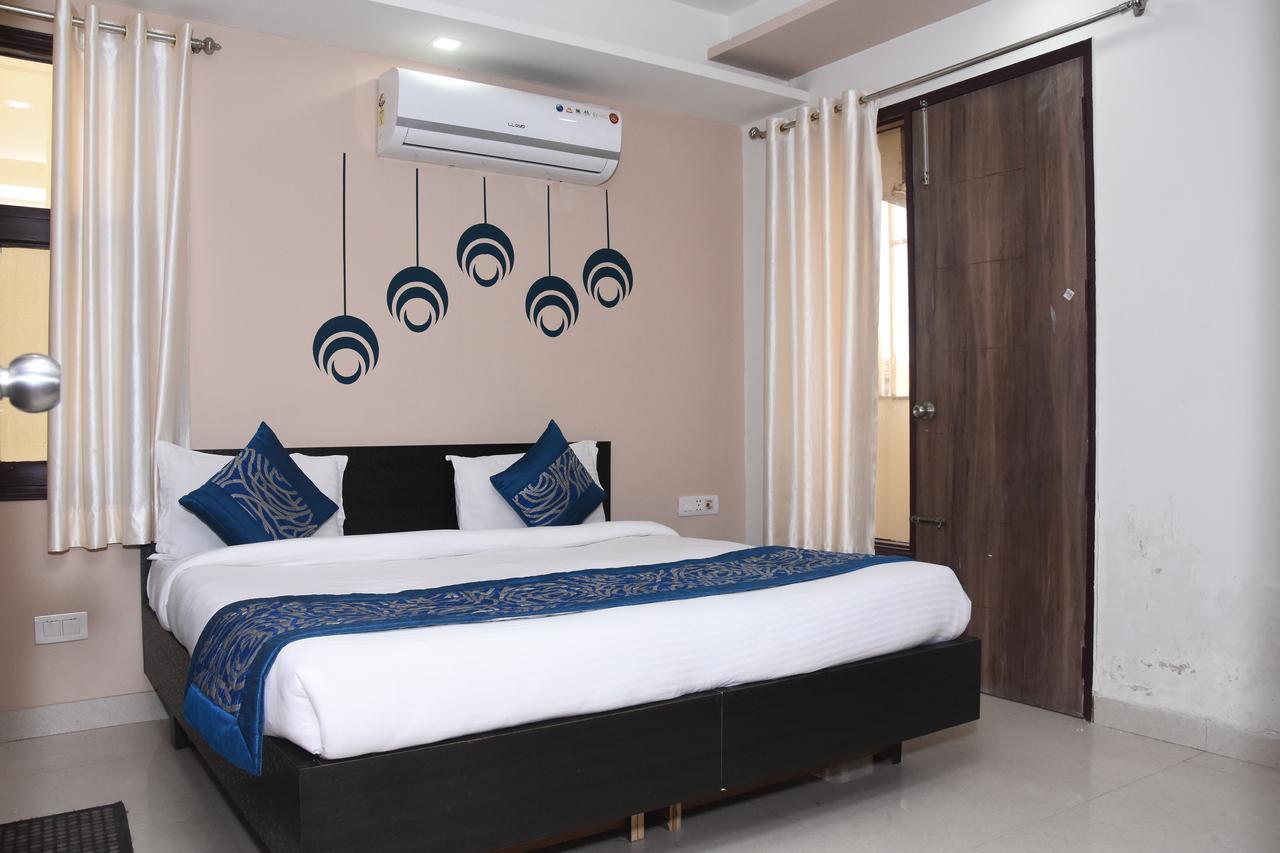 Braj Vilas Hotel Vrindavan Exterior photo